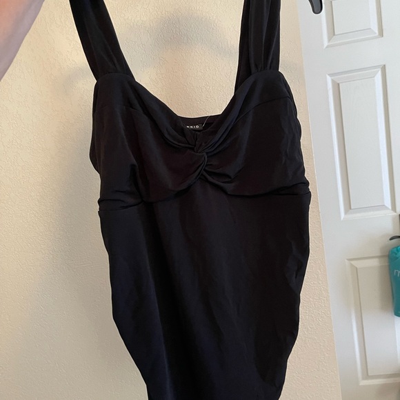 Torrid Studio knit twist front shirred sides crop top NWT plus size 00 or 10 - Picture 2 of 2